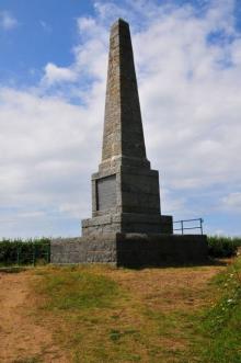 Pilcher Monument, Uisge Beatha, Zeilen, Watersport Pilcher Monument, Uisge Beatha, Zeilen, Watersport
