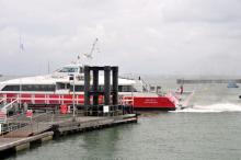 Red Jet Ferry, Uisge Beatha, Zeilen, Watersport Red Jet Ferry, Uisge Beatha, Zeilen, Watersport
